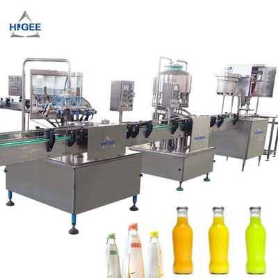 China Glasflaschen-gekohlte Getränkefüllmaschine füllende Geschwindigkeit 1000 Bph fournisseur